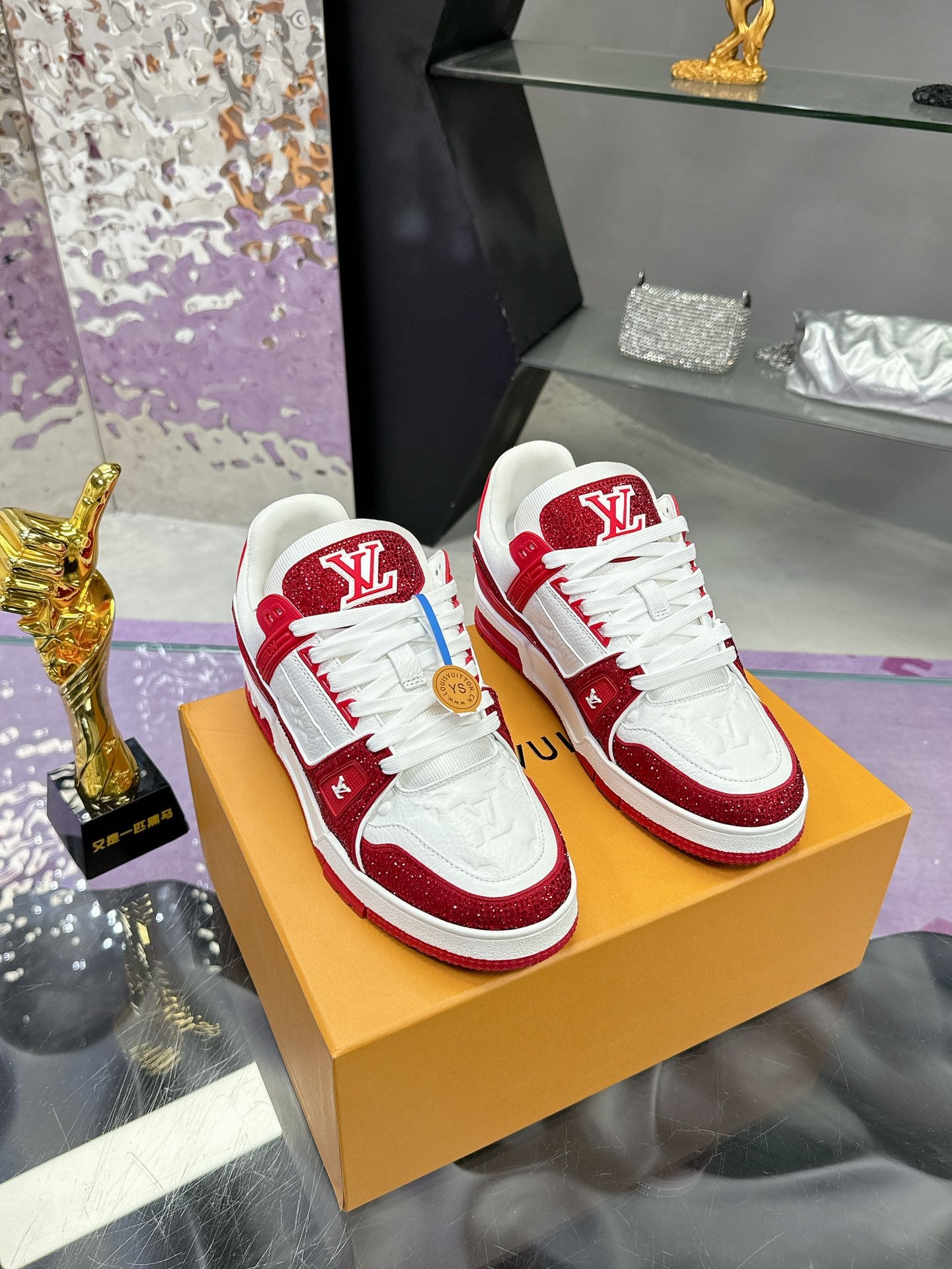 Louis Vuitton LV Trainer Maxi – Com Cristais (Unissex)