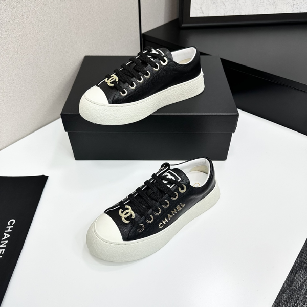 Chanel Panda Sneaker - Couro Preto e Branco
